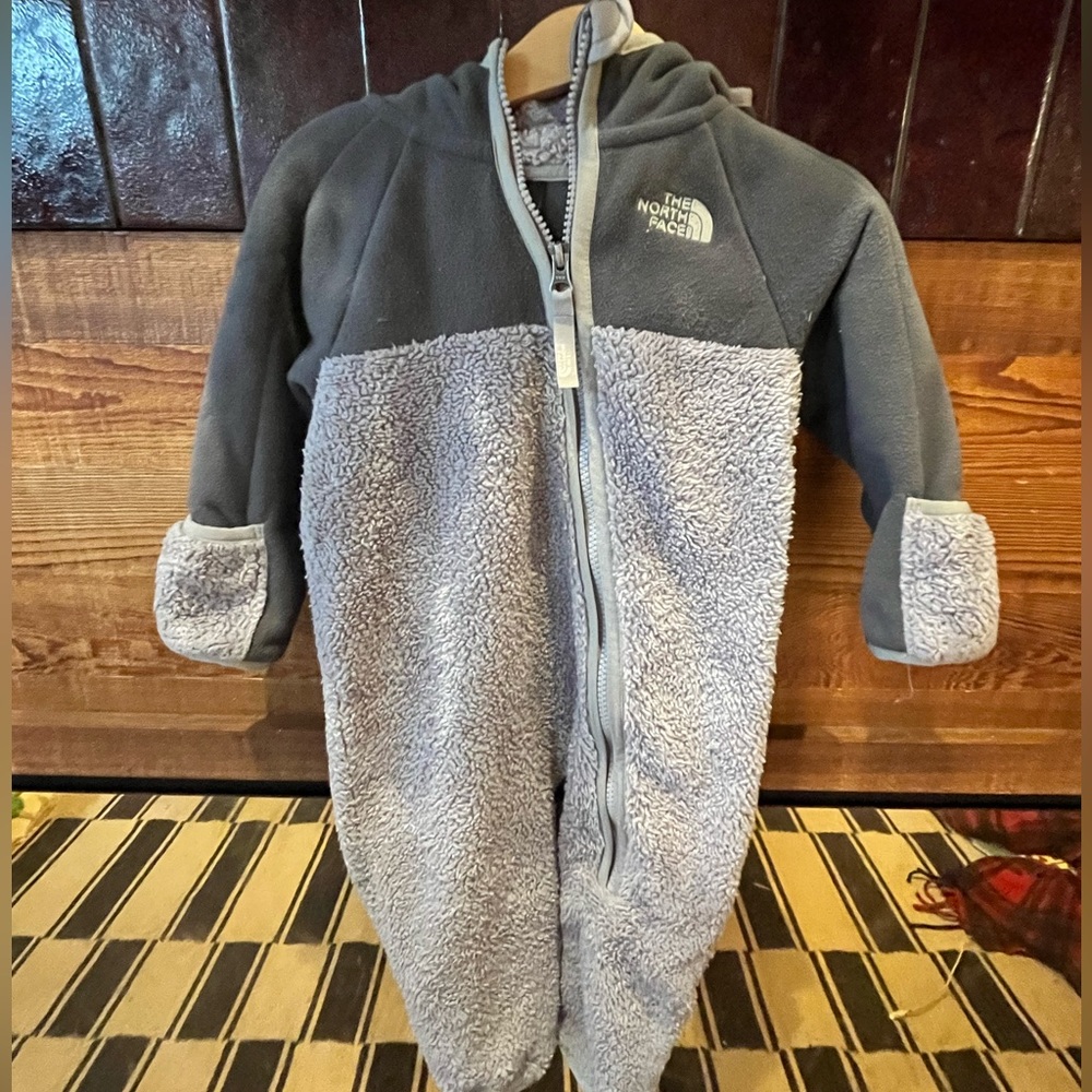 NORTH FACE DENALI BABY FUR FLEECE SUIT 6-12 months Thermal Snow INFANT Travel